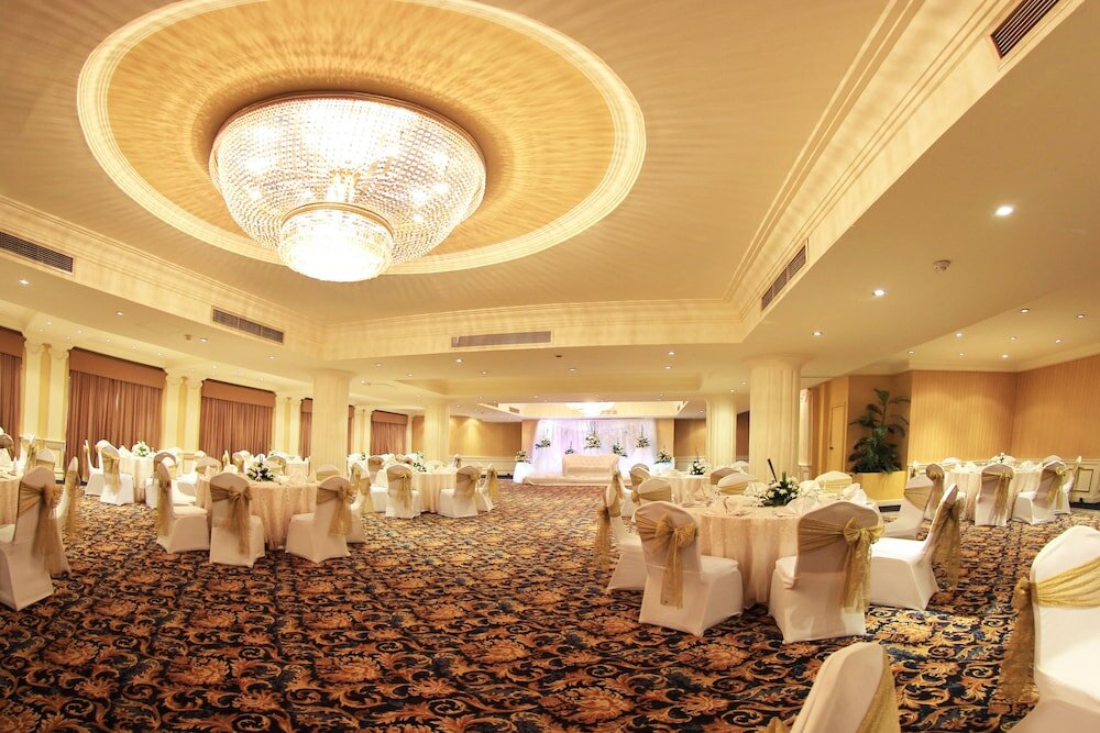 Фото Pyramisa Suites Hotel Cairo