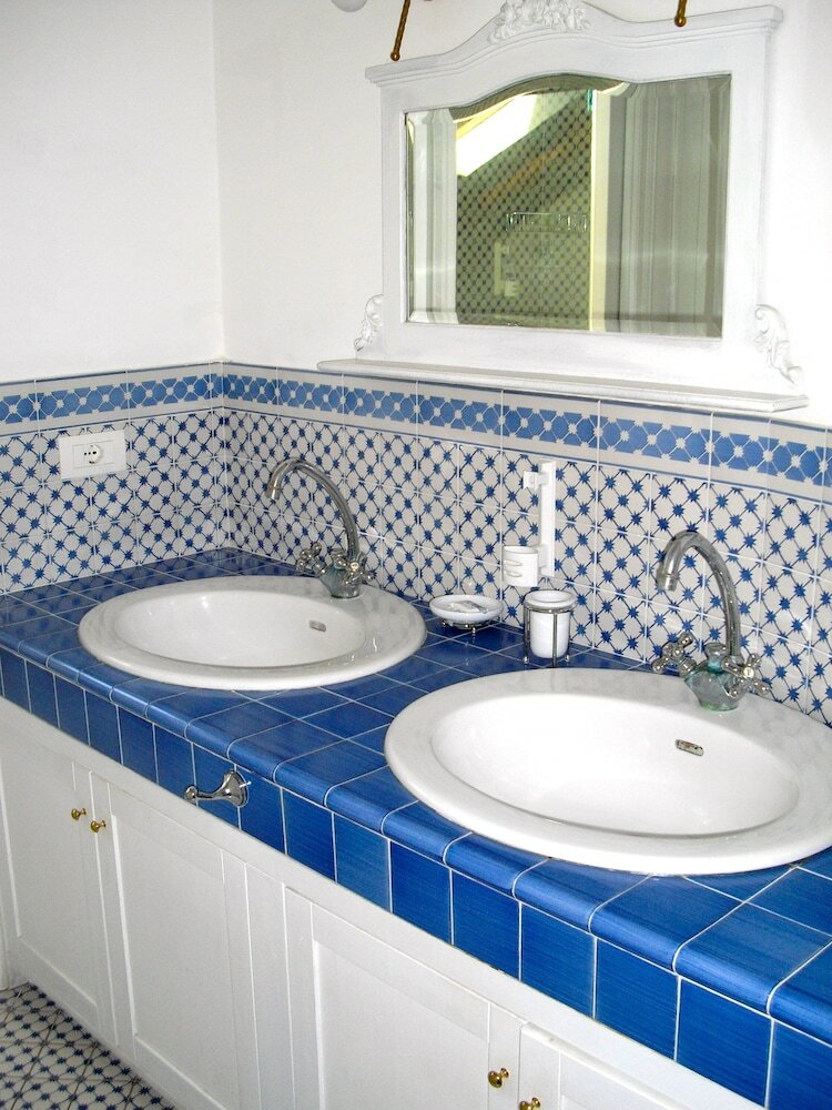 Фото The Secret Garden Relais