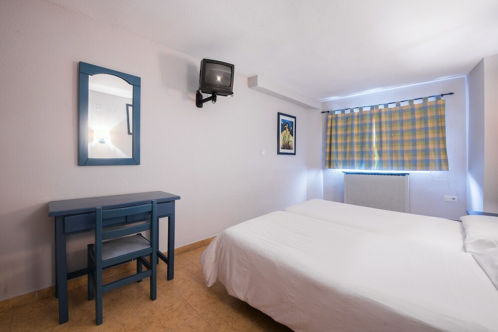 Фото Hostal El Ciervo