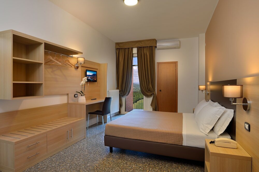 Фото Hotel Piero Della Francesca