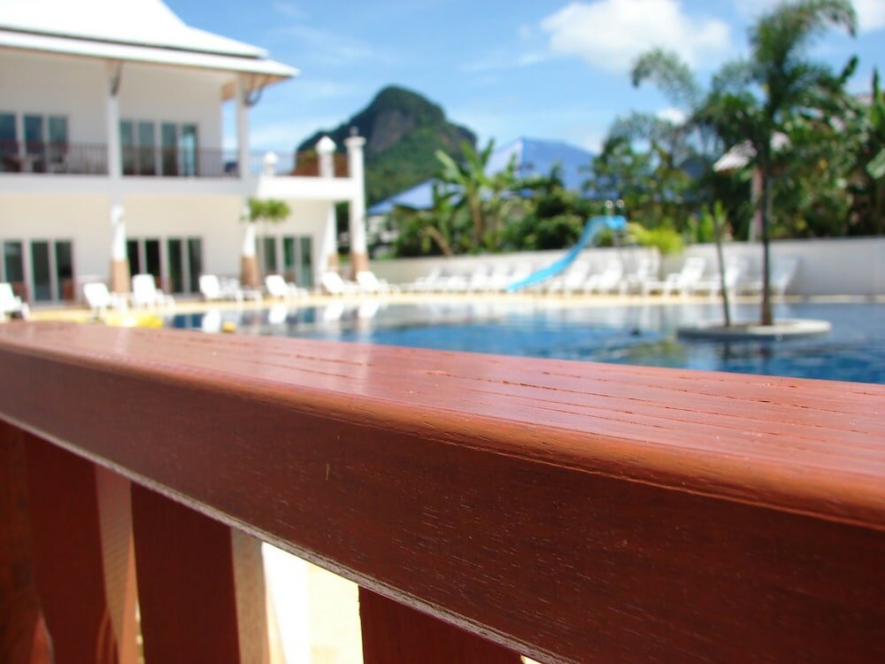 Фото Nadivana Serviced Apartments