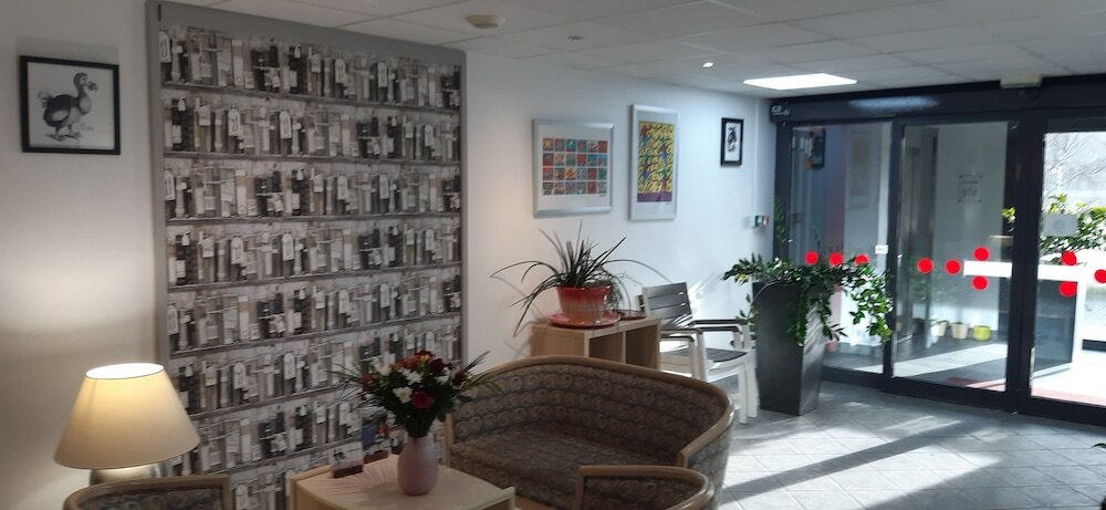 Фото Hotel Tambourin