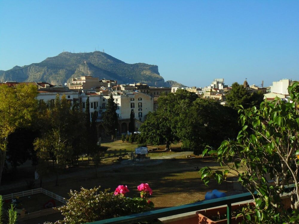 Фото Bed and Breakfast Kemonia