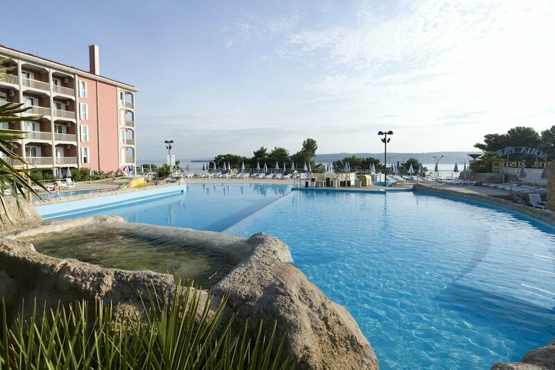Гостиница Hotel Aquapark Zusterna в Копере