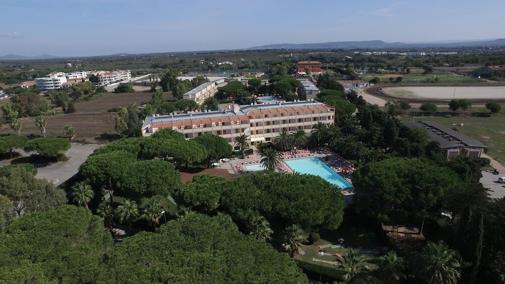 Фото Hotel Oasis