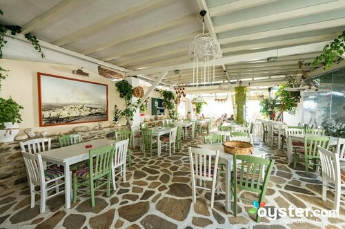 Гостиница Iria Beach art hotel