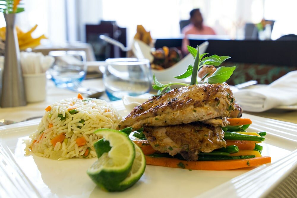 Фото Mövenpick Hotel Ikoyi Lagos