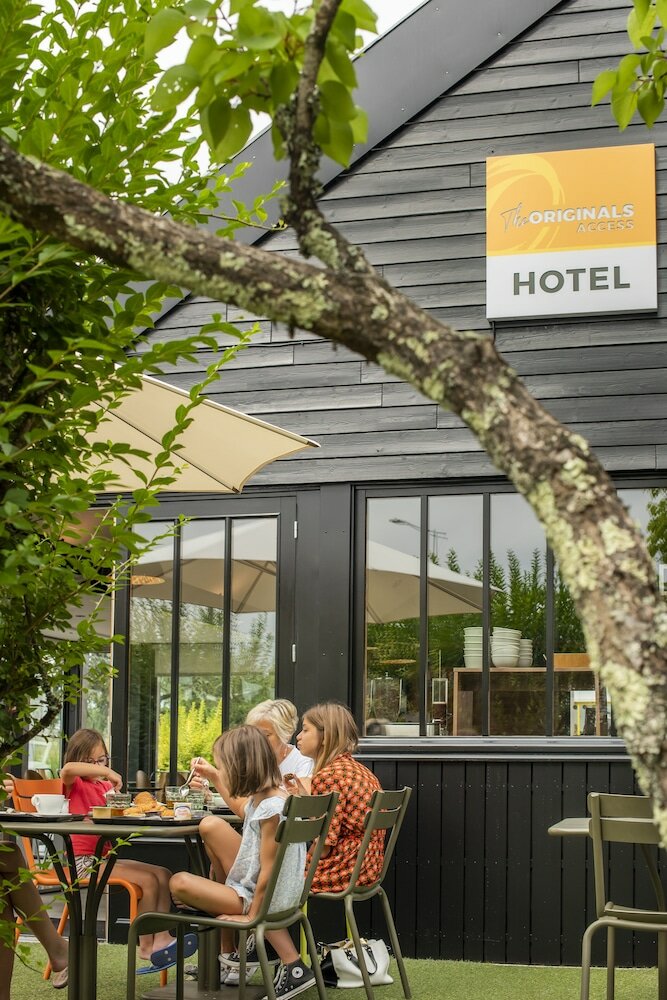 Фото The Originals Access, Hôtel Bordeaux Aéroport