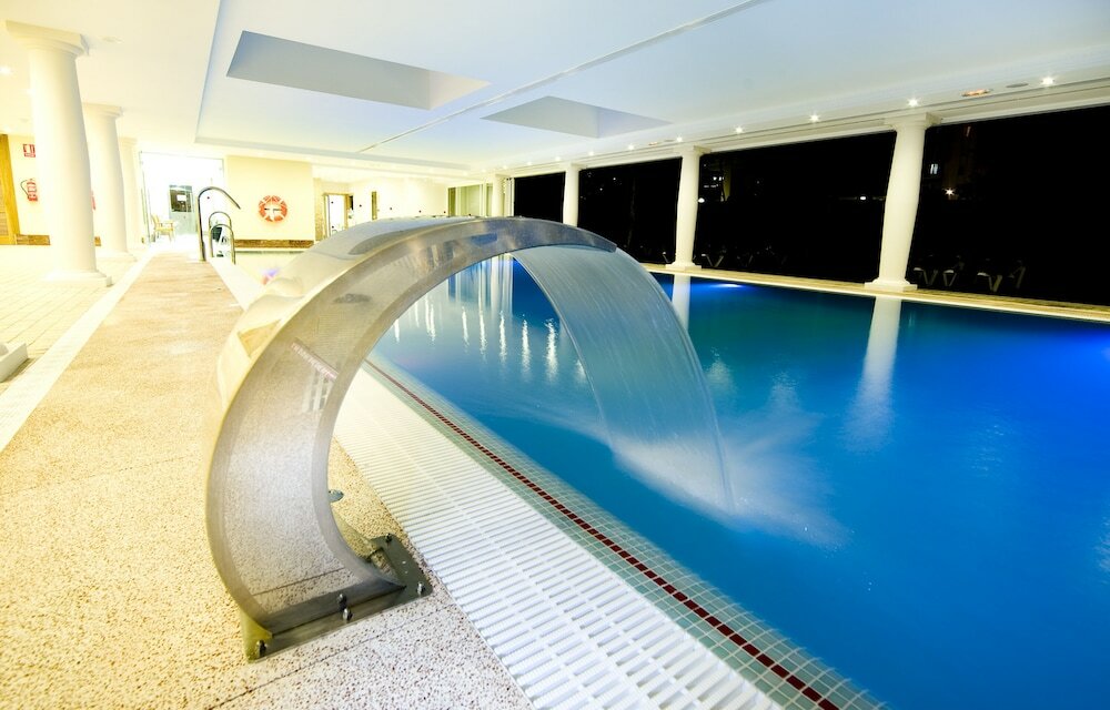 Фото Hotel Monarque Cendrillón