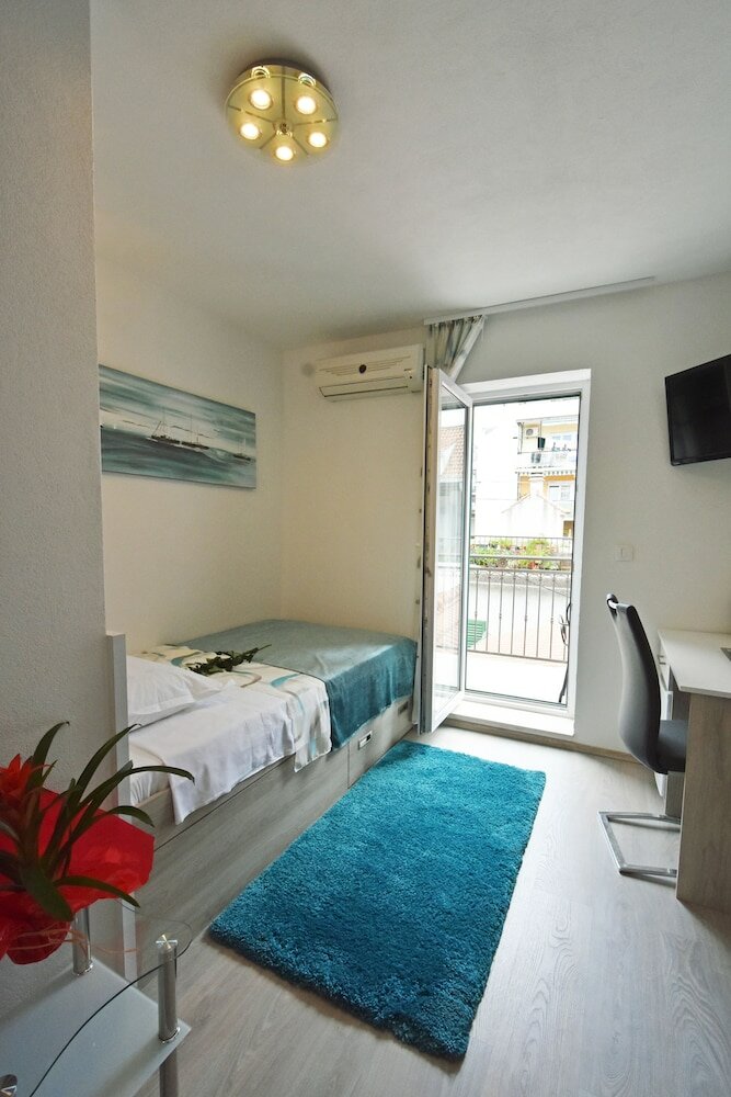 Фото Kuzma Rooms and Apartments