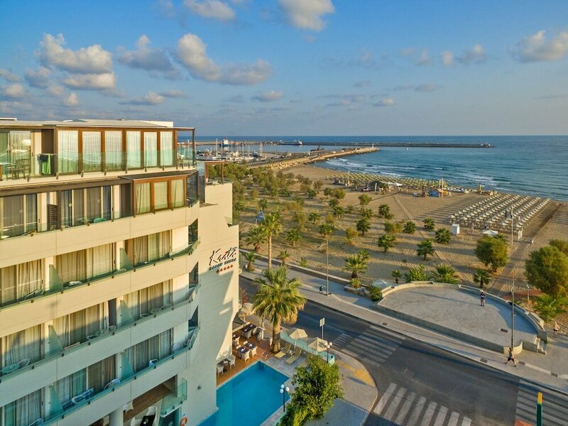 Гостиница Kriti Beach Hotel в Ретимноне