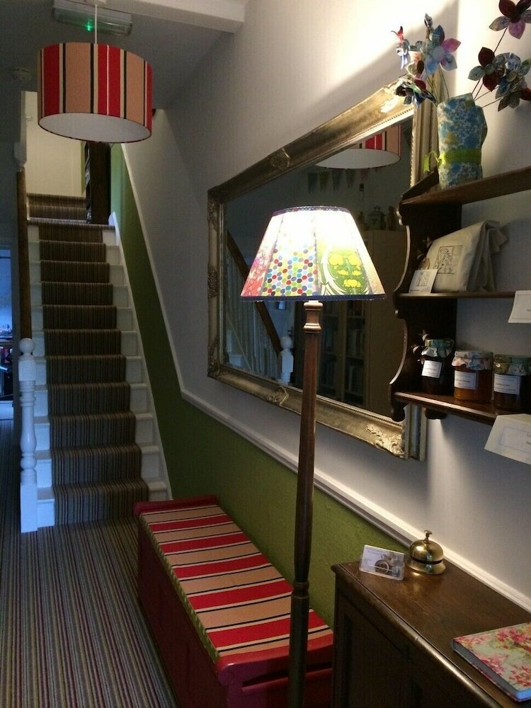 Фото Lyonesse Guest House