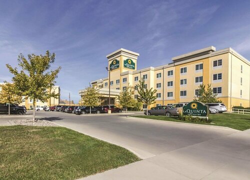 Гостиница La Quinta Inn & Suites by Wyndham Fargo-Medical Center в Фарго