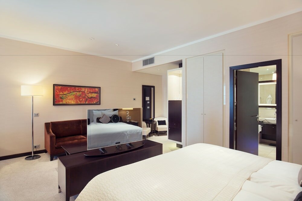 Фото Grand Hotel River Park, a Luxury Collection Hotel Bratislava