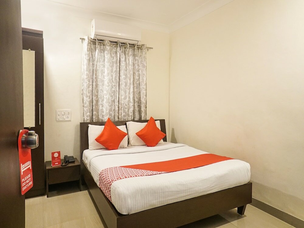 Фото Oyo 12529 Hotel Sunrise Regency