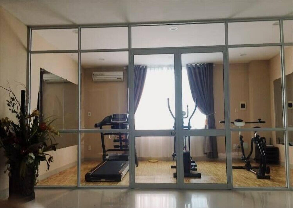 Фото Vic House Hotel