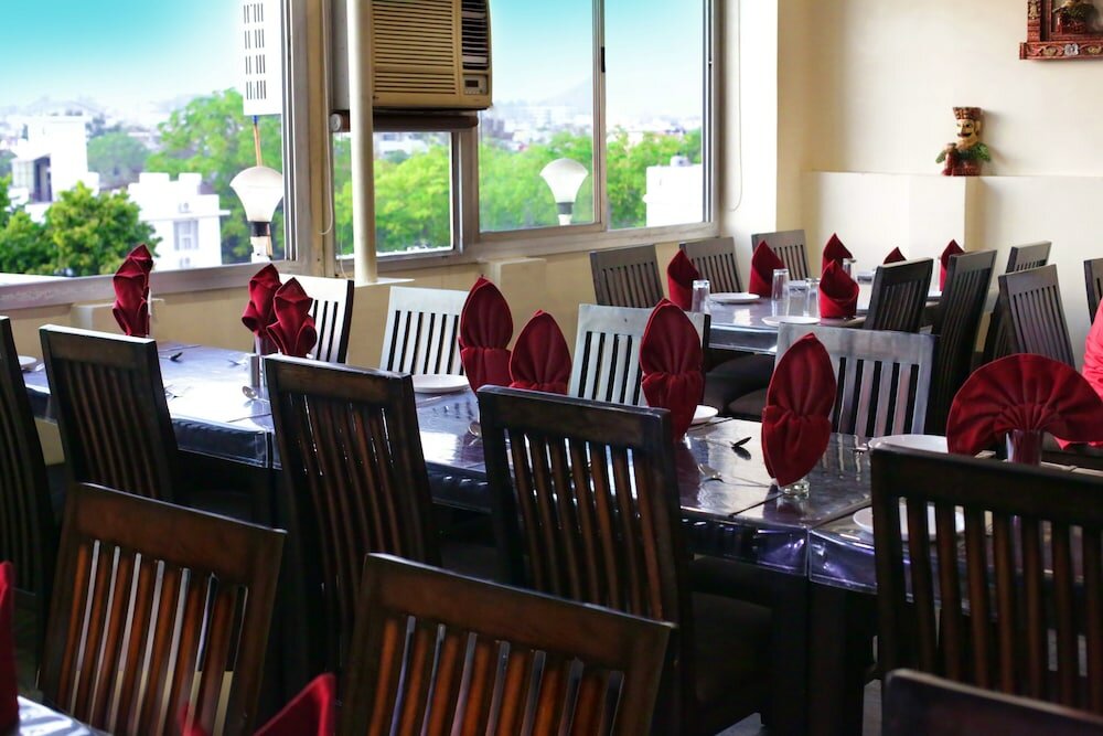 Фото Hotel Padmini Palace