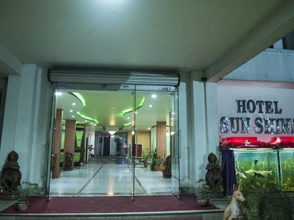 Фото отеля 2