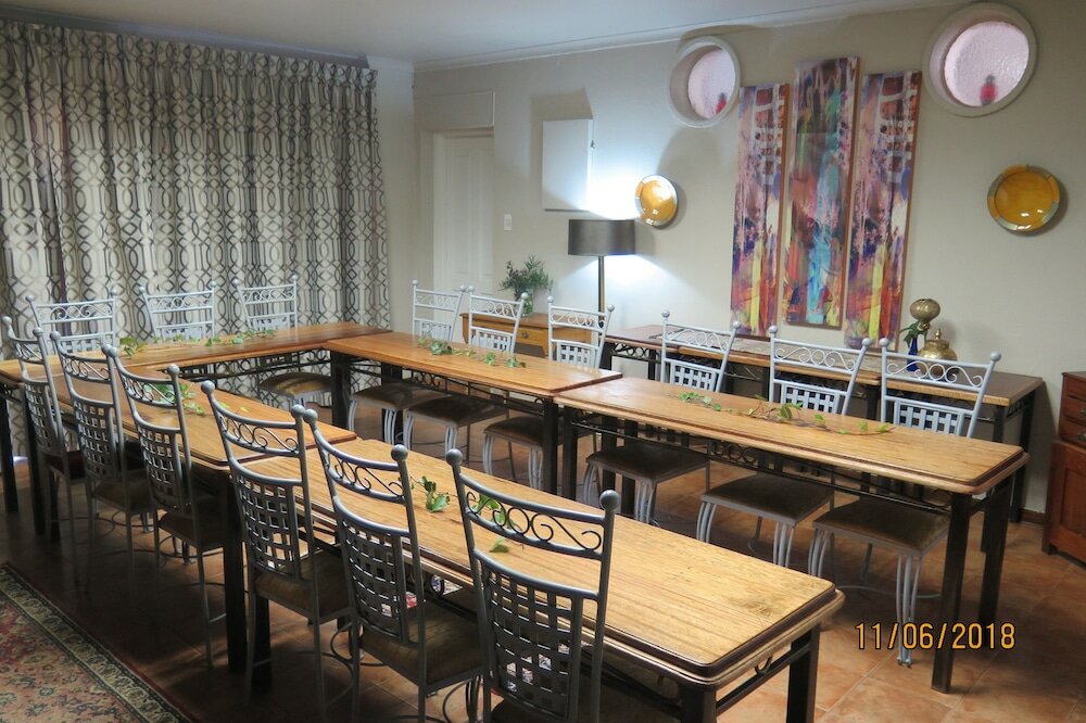 Фото 5th Avenue Gooseberry Guest House