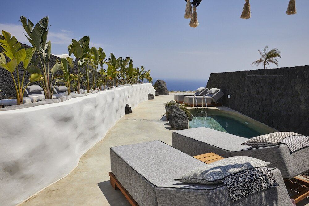 Фото Theano Cave Suites & Villas