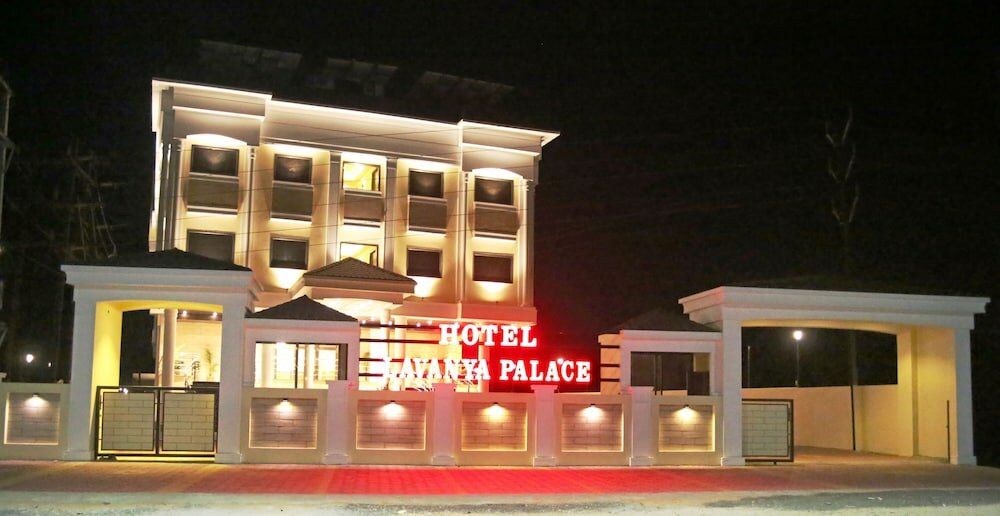 Фото Hotel Lavanya Palace