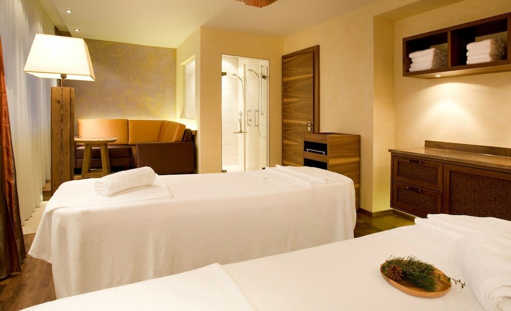 Фото Wellness- & Nationalpark Hotel Schliffkopf