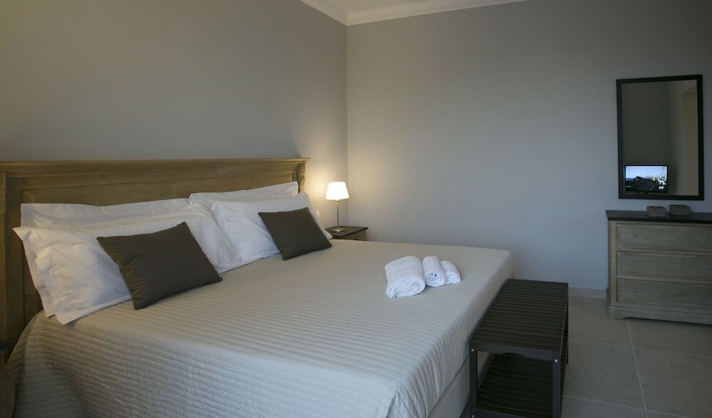 Фото Olea Court Resort