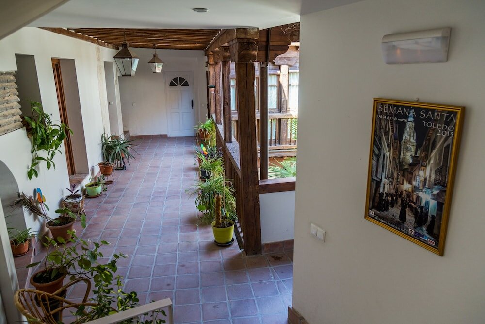 Фото Hostal Infantes