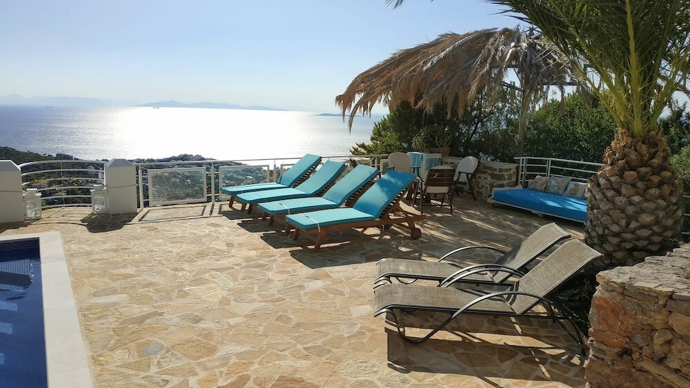 Фото Infinity Blue Suites