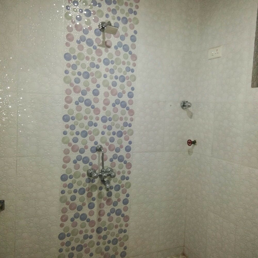 Фото Hiriz Hotel Dollar