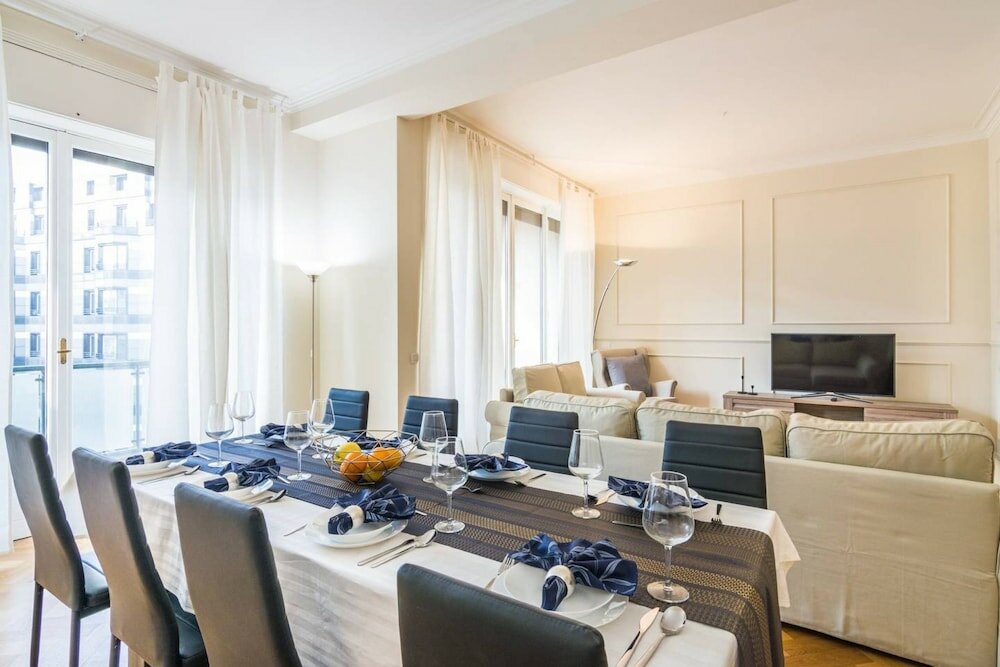 Фото Luxury 3 Bedrooms Near Duomo
