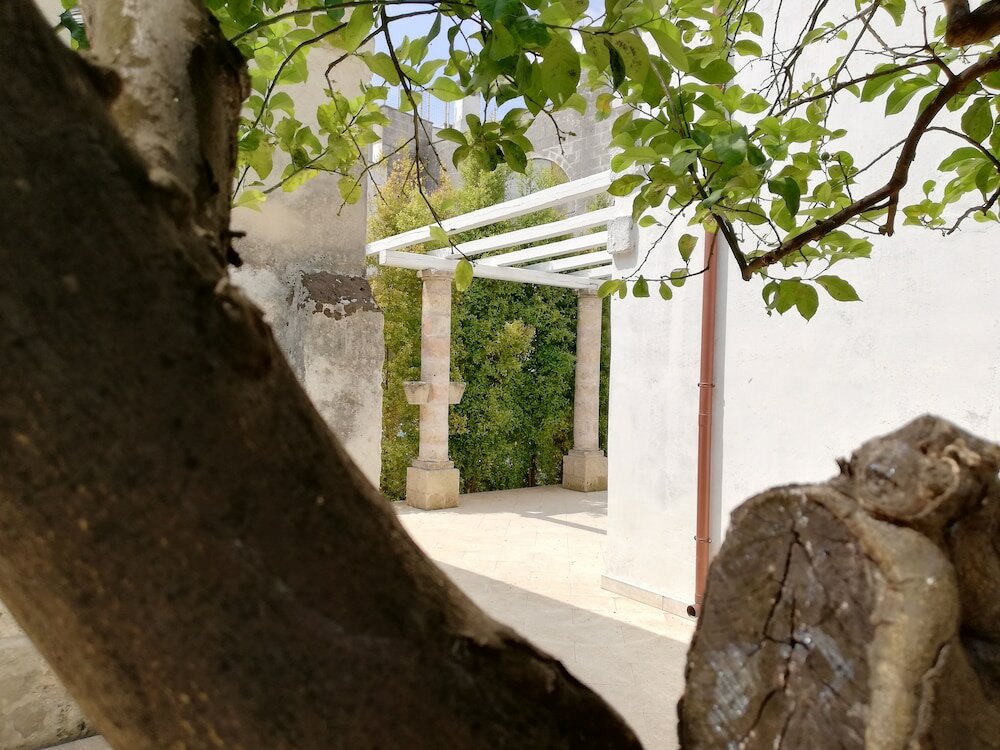 Фото Agorà Suites & Apartments