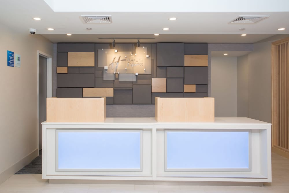 Фото Holiday Inn Express Chelmsford, an Ihg Hotel