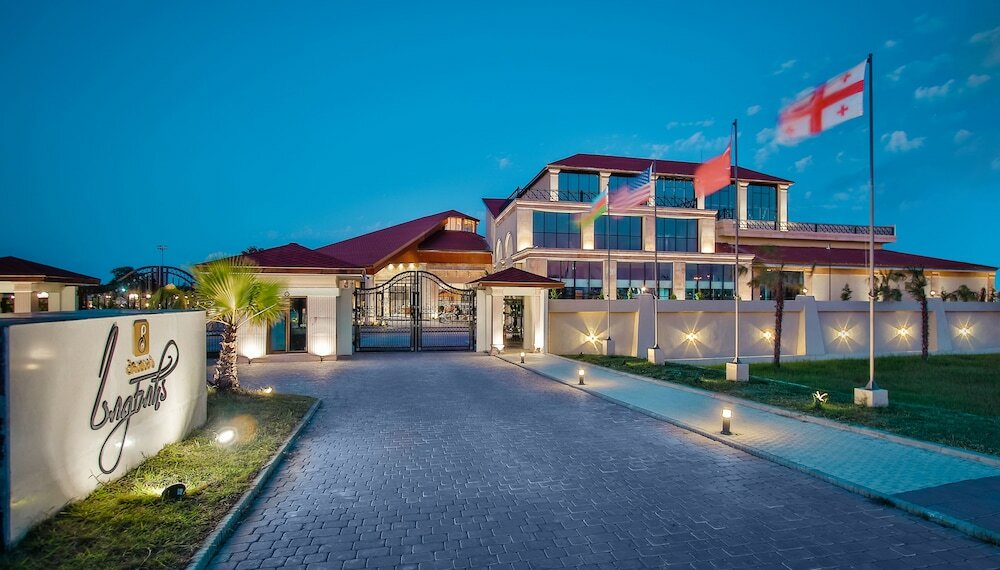 Фото Pratap's Signature Hotel-Resort&Spa