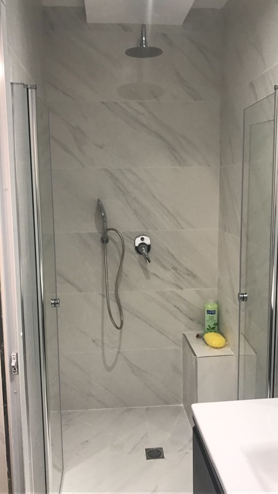 Фото Luxury Suites