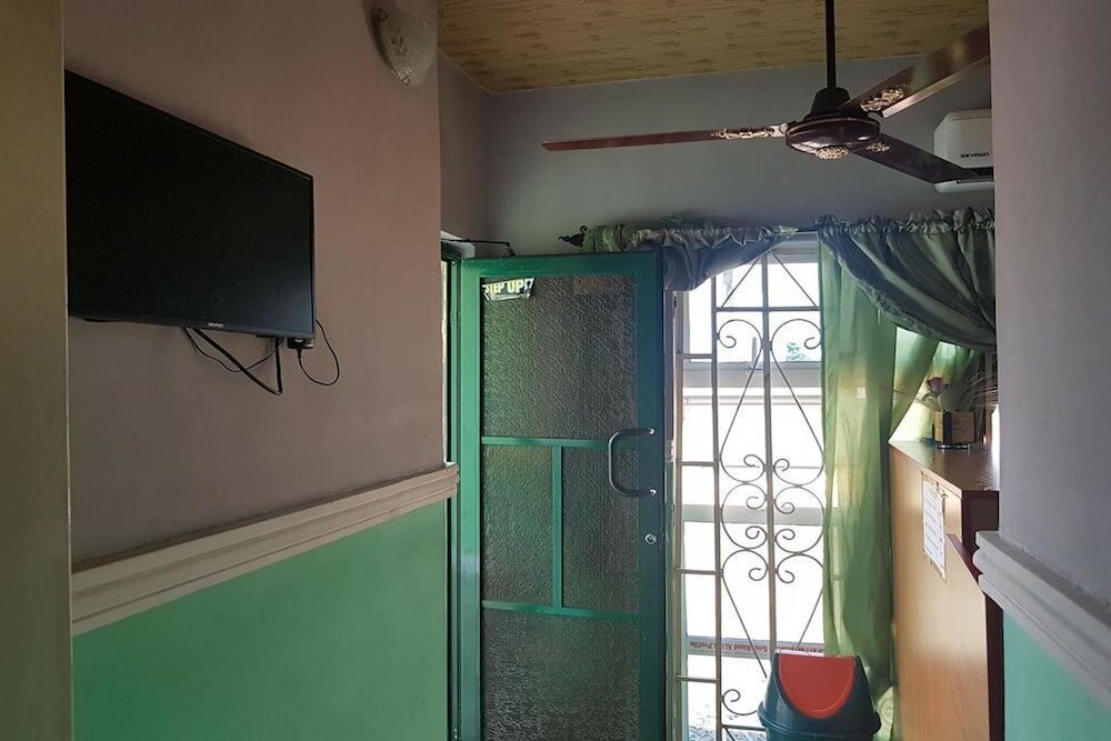 Фото JerryCare Hotel