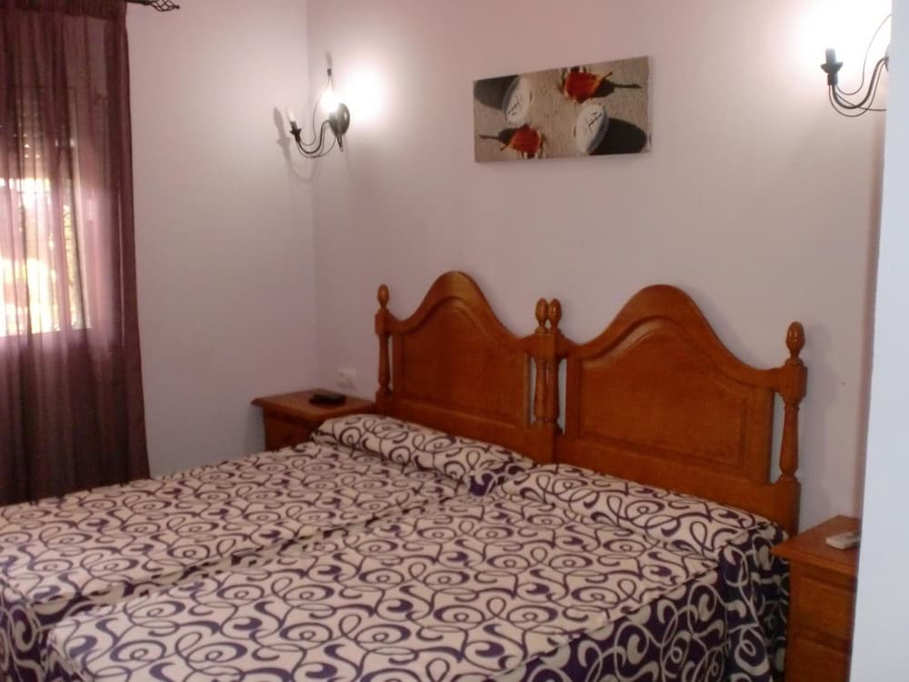 Фото Hostal Restaurante La Ilusión