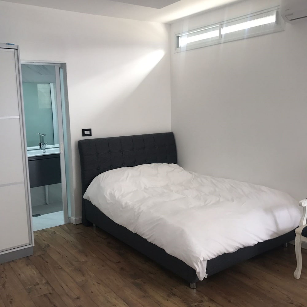 Фото Luxury Suites