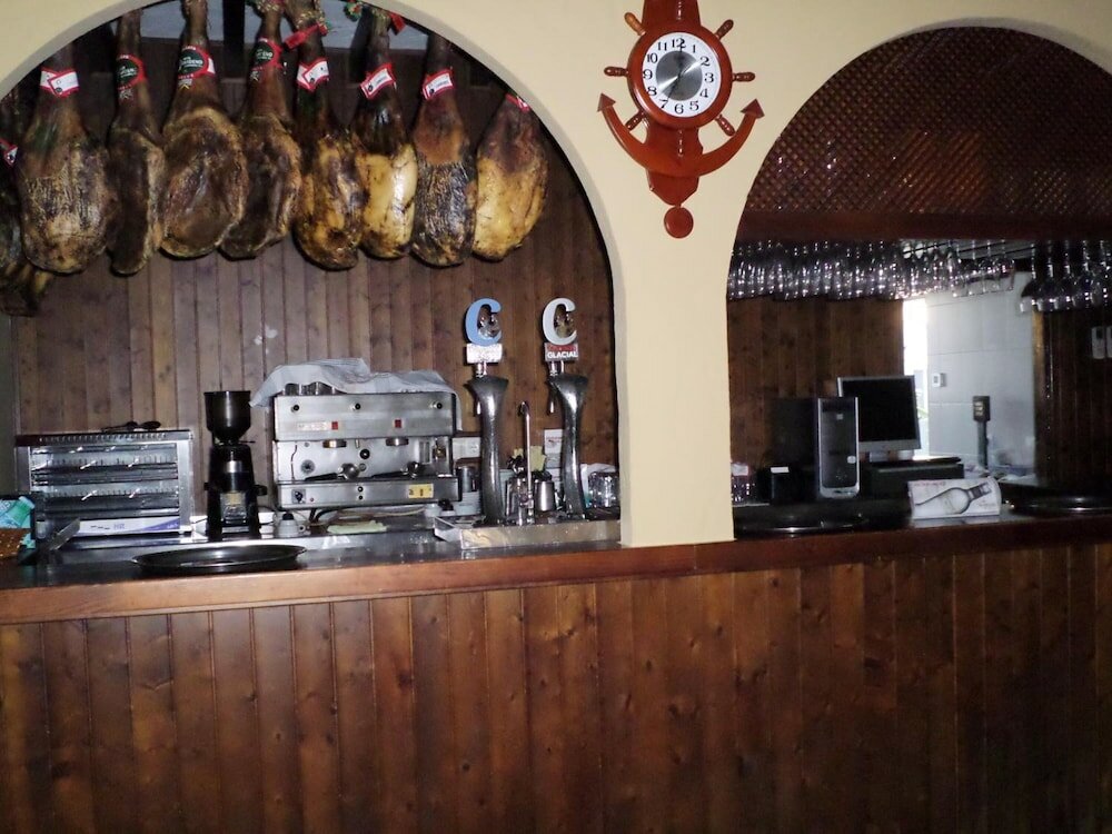 Фото Hostal Restaurante La Ilusión