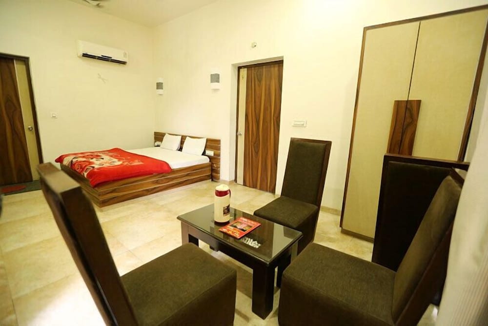 Фото Kohinoor Palace