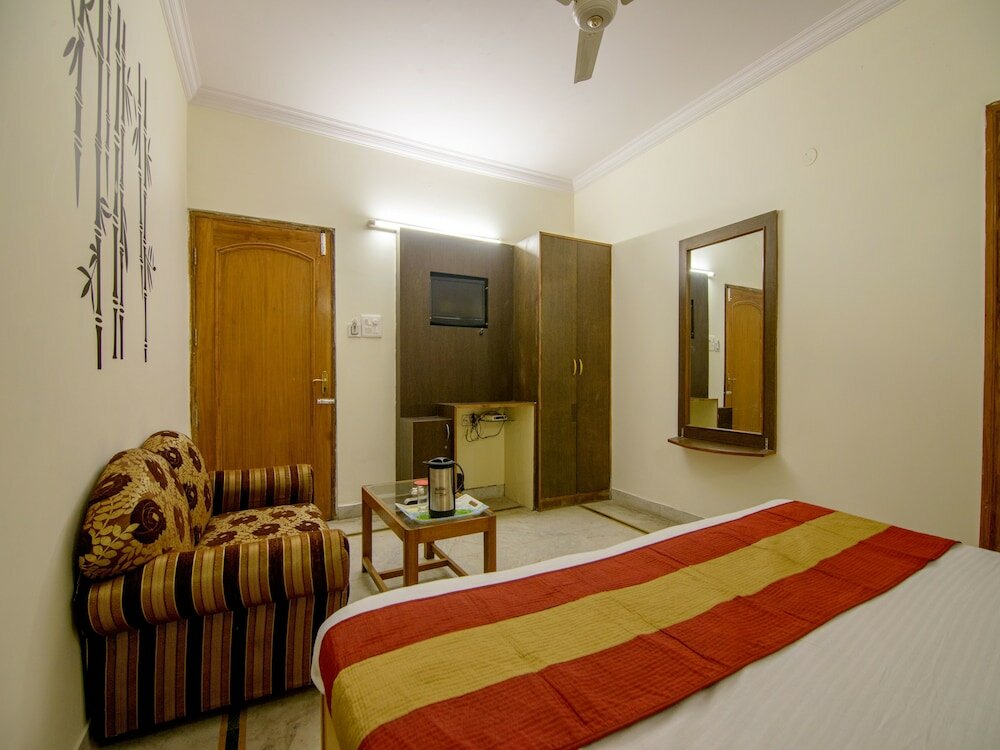Фото Oyo 2729 Hotel Hv International