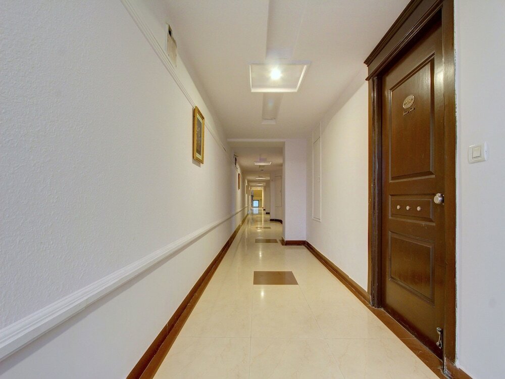 Фото Oyo 11376 Golden Park