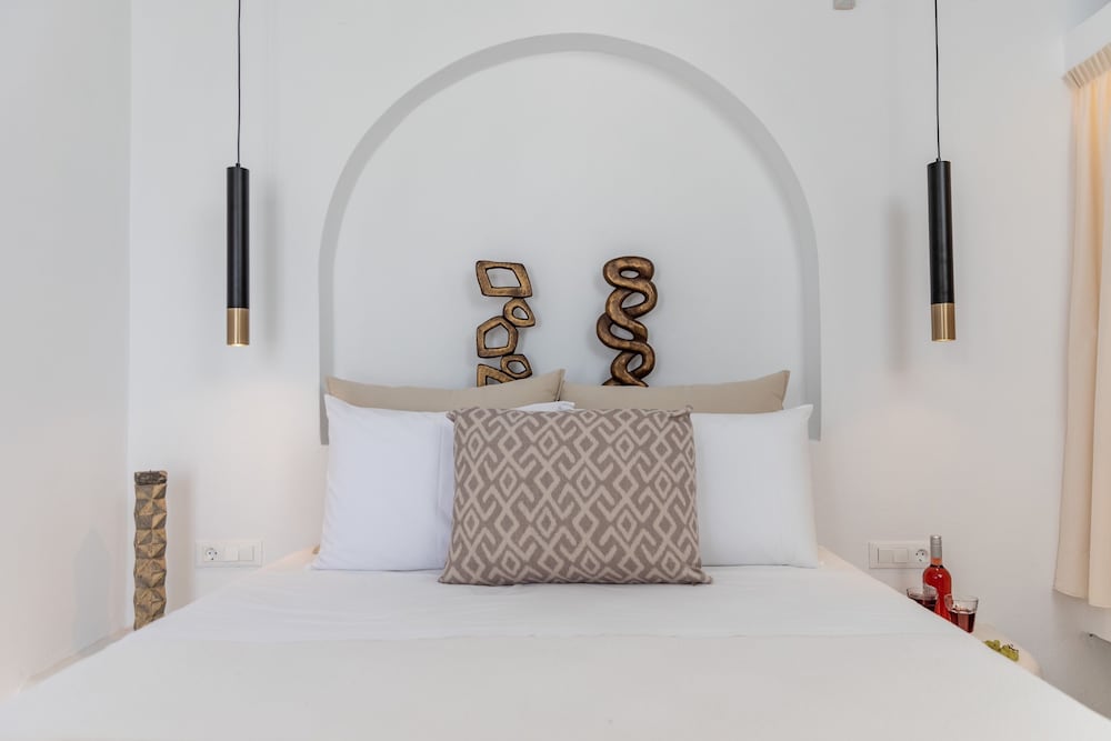 Фото Naxian Lounge Villas