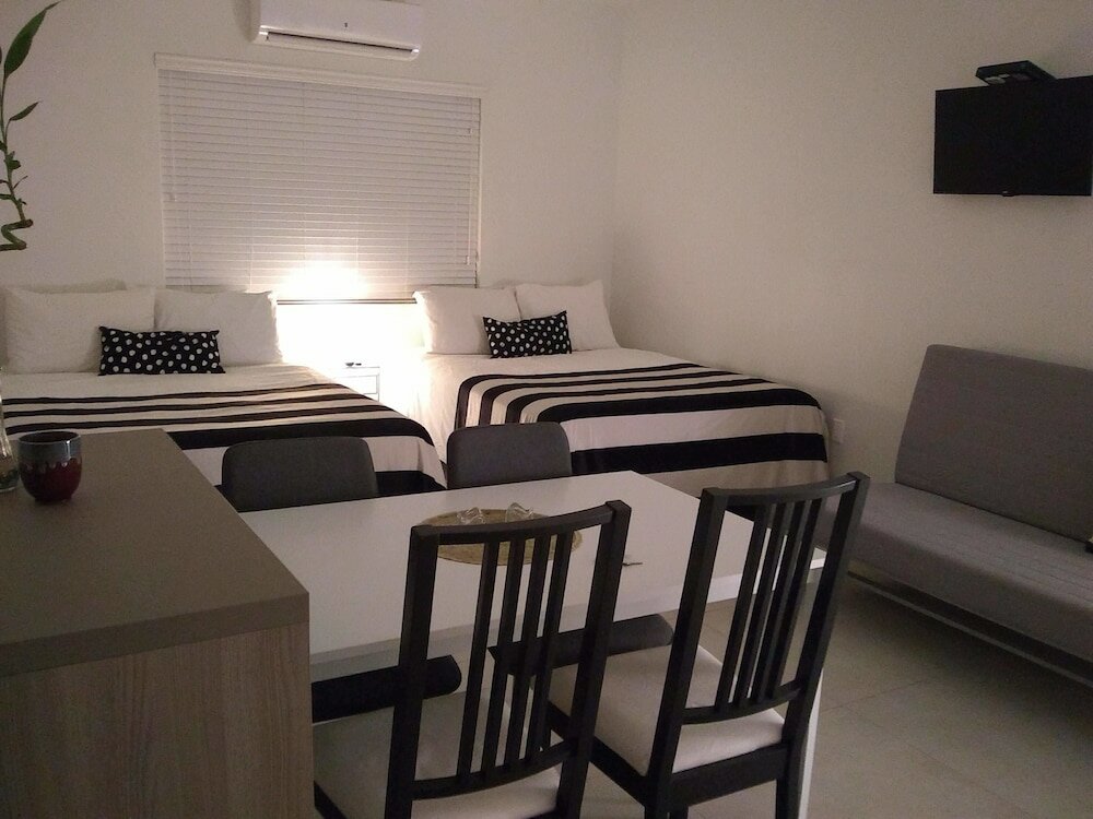 Фото Studio Apartment Biscayne Blvd Miami