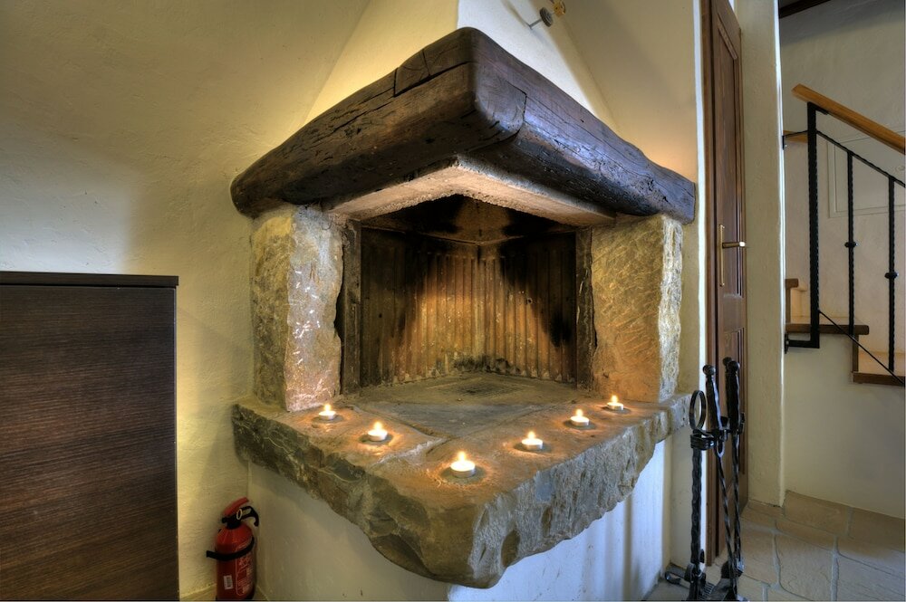 Фото Traditional Stone House