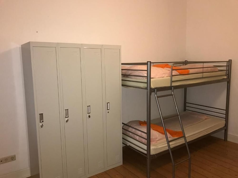 Фото A&s Ferienwohnungen Bonnerstraße 62