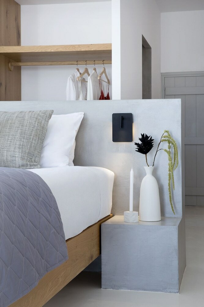 Фото June Twenty Suites