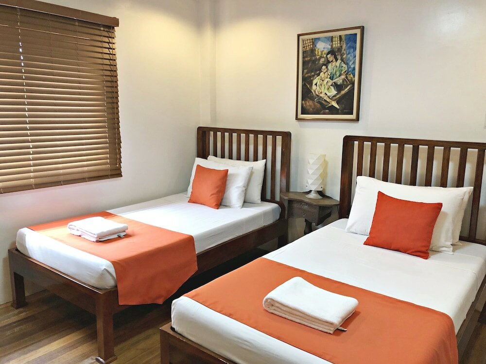 Фото Casa Roces Bed and Breakfast