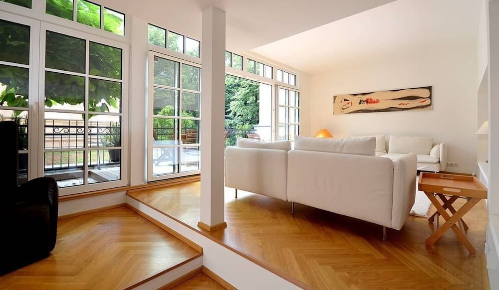 Фото Vienna Residence High-class Luxury Apartment for up to 6 Happy Guests