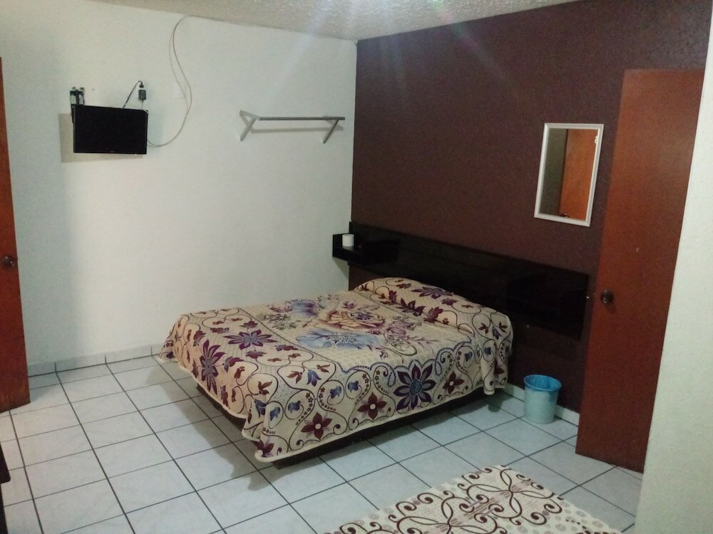 Фото Hotel El 2000